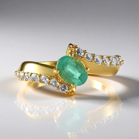 Anello in argento con Smeraldo Russo (Adela Silber)