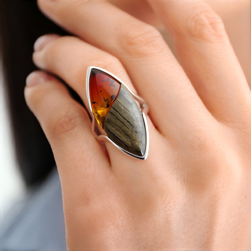 Anillo en plata con Piedra preciosa (dagen)