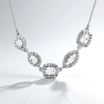Collana in argento con Petalite