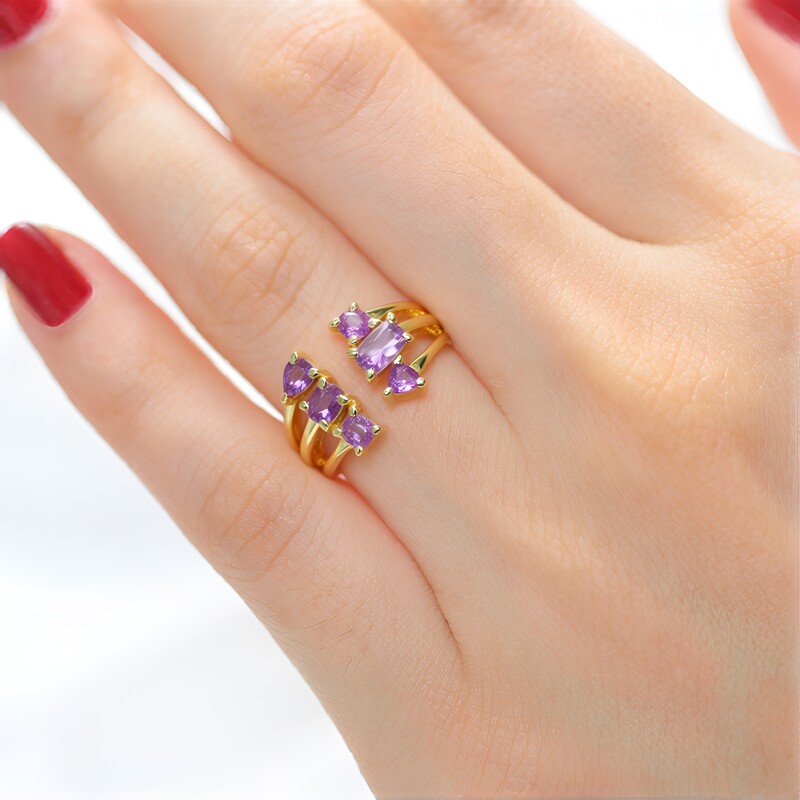 Rose de France Amethyst Silver Ring