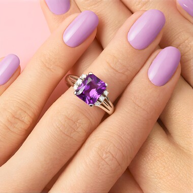 Anillo en plata con Amatista de Uruguay