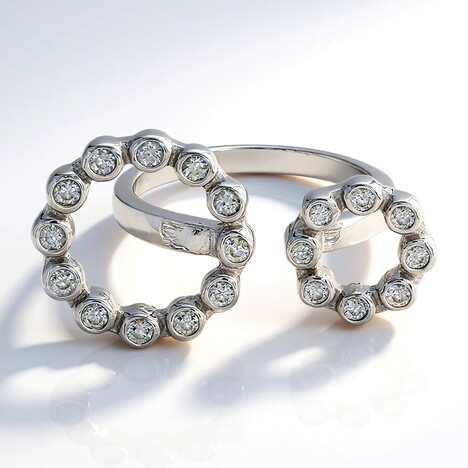 Anello in argento con Zircone