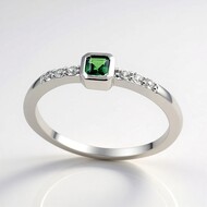 Anello in argento con Tsavorite della Tanzania