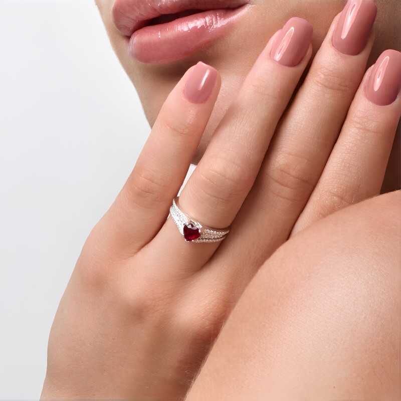 Bague en argent et Grenat du Mozambique