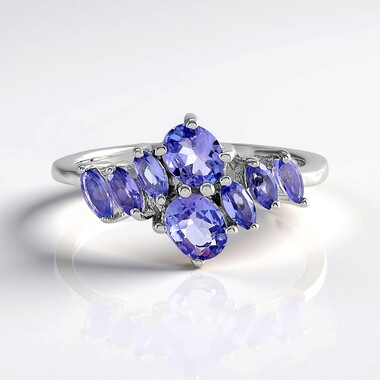 Anillo en plata con Tanzanita