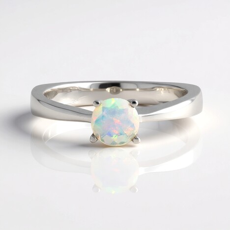 Anello in argento con Opale di Welo (de Melo Essence)