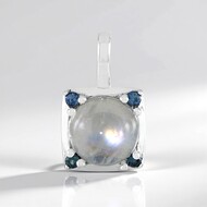 Pendentif en argent et Pierre de lune bleue (KM by Juwelo)