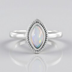 Anello in argento con Opale di Welo