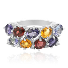 Anello in argento con Iolite