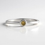 Anello in argento con Diamante Giallo I2