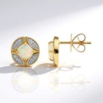 Orecchini in oro con Opale Bianco Brasiliano