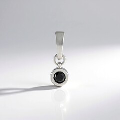 Ciondolo in argento con Diamante Nero