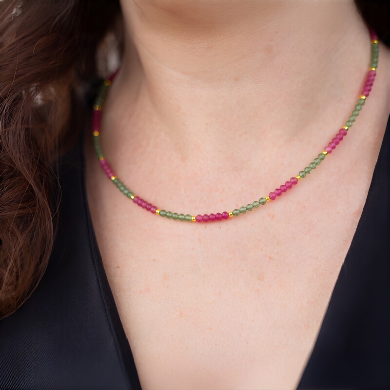 Stalen halsband met Nigeriaanse roze toermalijnen (Riya)