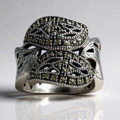 Anello in argento con Marcassite (Annette classic)
