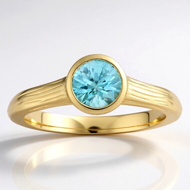 9K Ratanakiri Zircon Gold Ring (de Melo Gold)