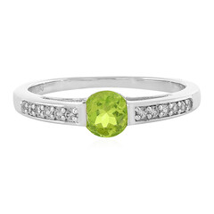 Anillo en plata con Peridoto