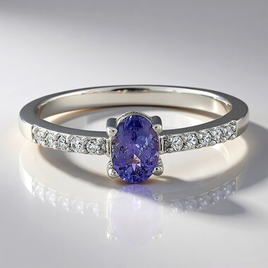 Anello in argento con Tanzanite