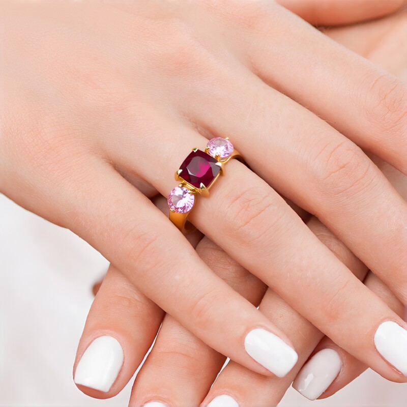 Gouden ring met een Bemainty robijn (Adela Gold)