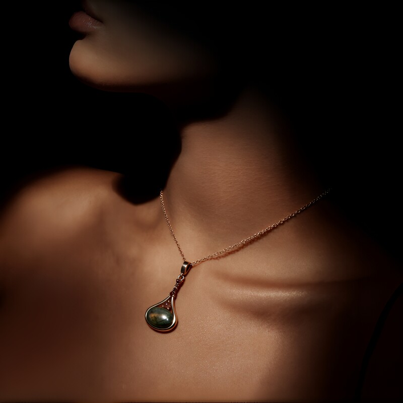 Collar en plata con Labradorita cobre de Maniry (KM by Juwelo)
