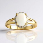 Anello in oro con Opale di Welo AAA