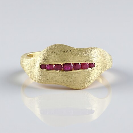 Anello in argento con Rubino