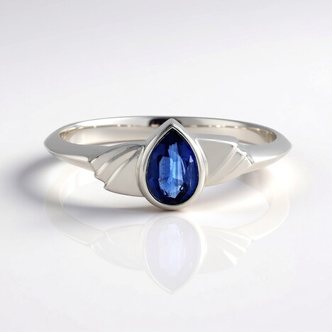 Anello in argento con Cianite del Nepal