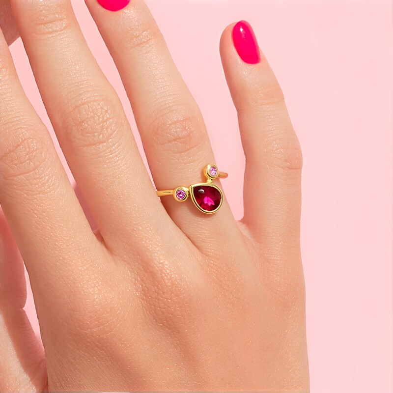 Gouden ring met een Braziliaanse roze toermalijn (KM by Juwelo)
