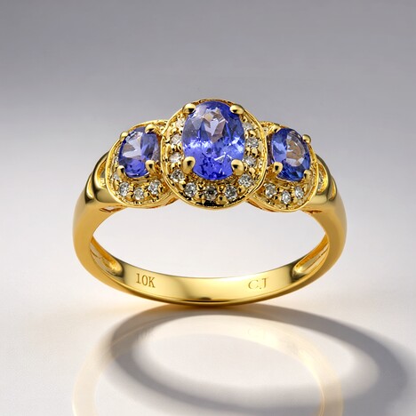 Anello in oro con Tanzanite AAA