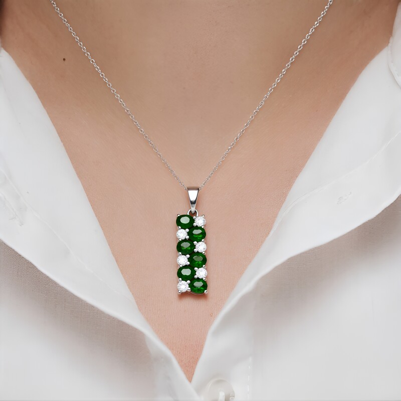 Pendentif en argent et Diopside de Russie