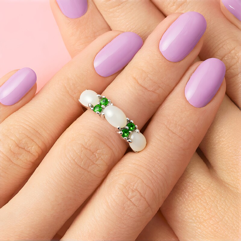 Anello in argento con Opale Bianco