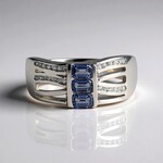 Anello in argento con Zaffiro Ceylon Blu (non riscaldato) (Adela Silber)