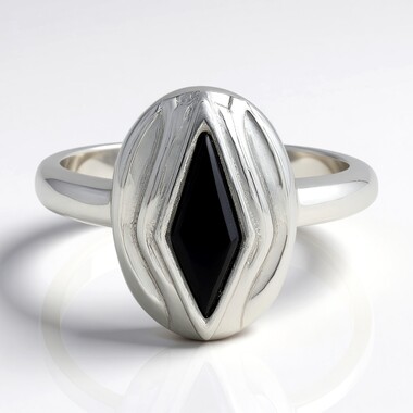 Pierścionek ze srebra - Spinel czarny (MONOSONO COLLECTION)