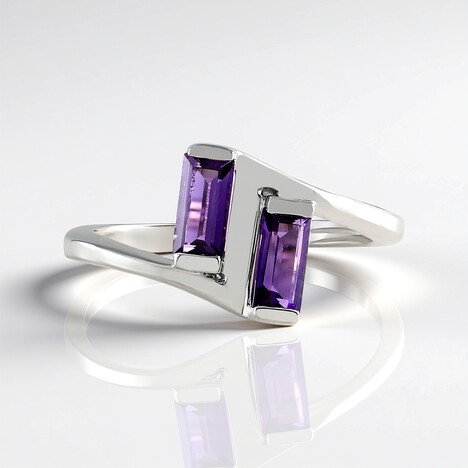 Anello in argento con Ametista del Marocco