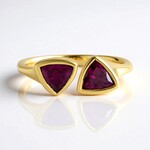 Anello in argento con Rodolite di Naktamunda