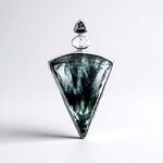 Ciondolo in argento con Serafinite (Bali Barong)