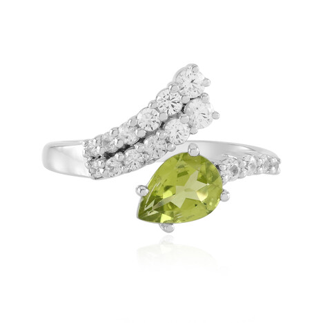 Anillo en plata con Peridoto
