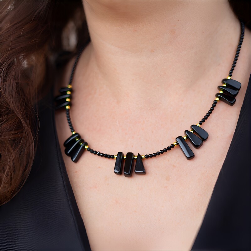 Edelstein-Silberhalskette (Riya)