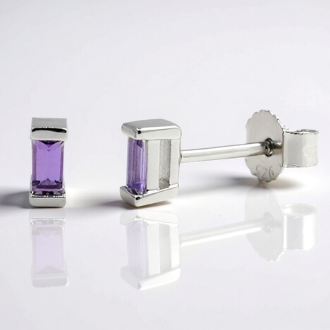 Boucles d'oreilles en argent et Saphir pourpre de Ceylan non chauffé