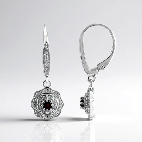 Orecchini in argento con Granato