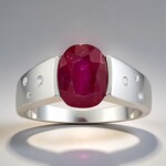 Anello in argento con Rubino del Madagascar