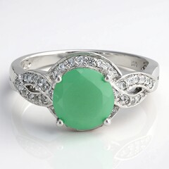 Anello in argento con Calcedonio Verde