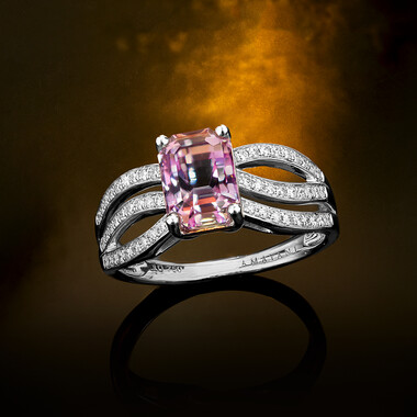 Anillo en oro con Diáspora rosa (AMAYANI)