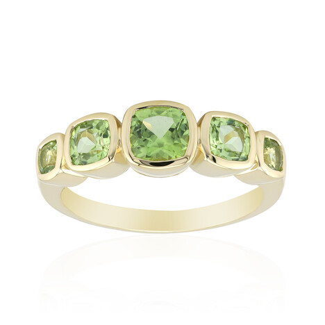 Gouden ring met een Wagogo peridoot