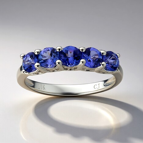 Anello in oro con Tanzanite AAA