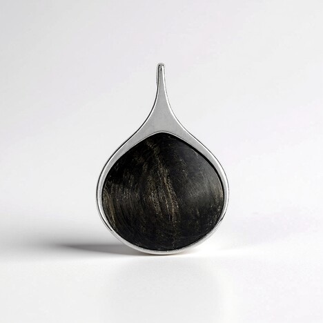 Ciondolo in argento con Quercia Nera (dagen)