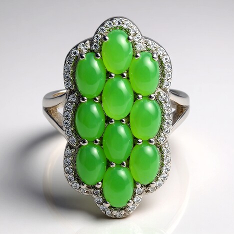 Anello in argento con Crisoprasio Imperiale