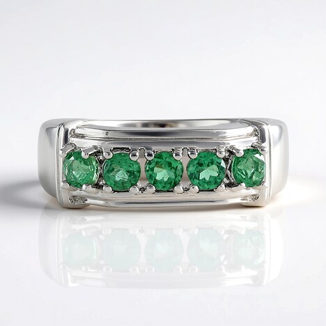 Anello in argento con Apatite Verde