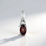 Ciondolo in argento con Zircone Rosa