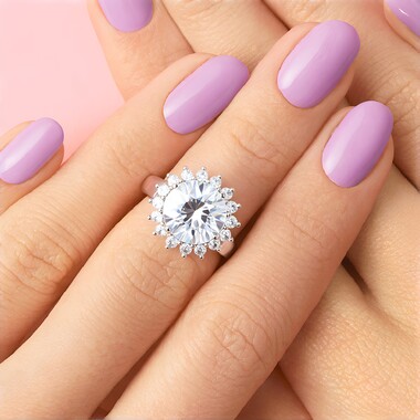 Anillo en plata con Zircón