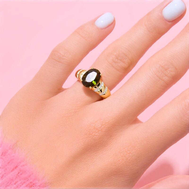 Bague en or et Andalousite (de Melo)